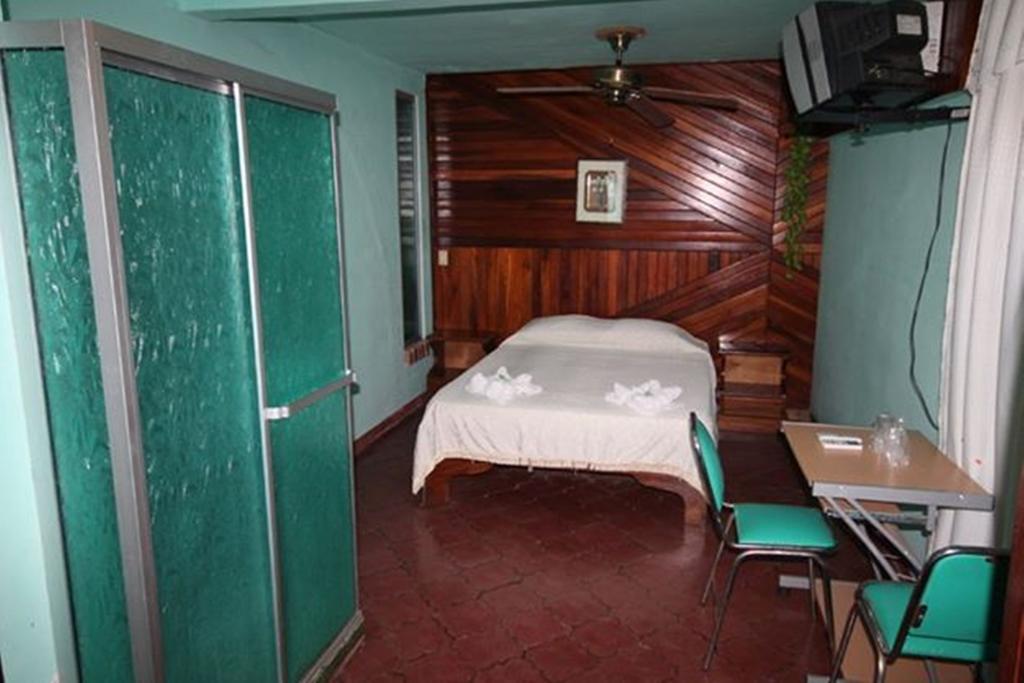 פונטארנס Hotel Jackie'S House חדר תמונה